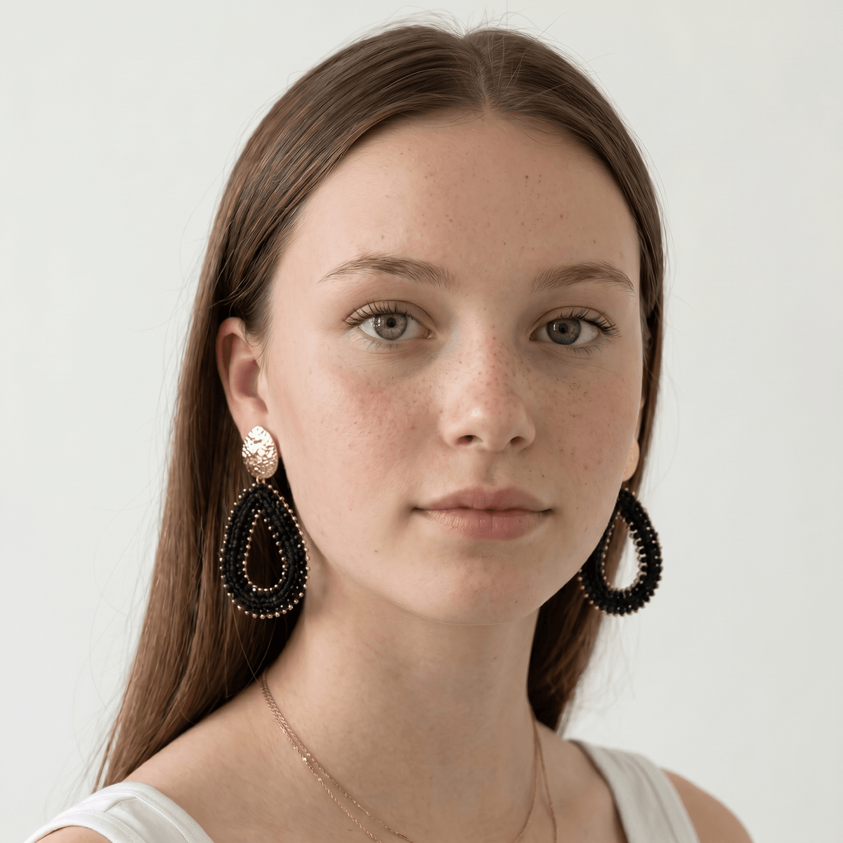 Ella-Perlenohrring
